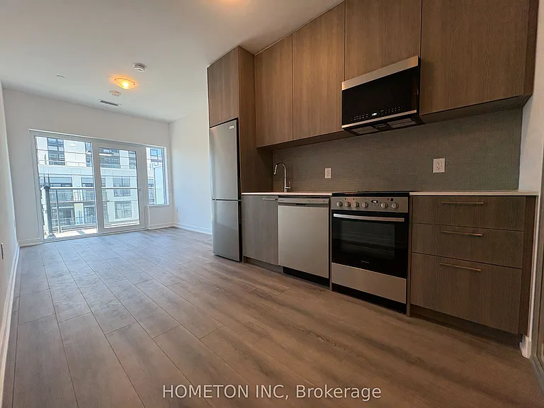 7439 Kingston Rd #813 — Photo 2
