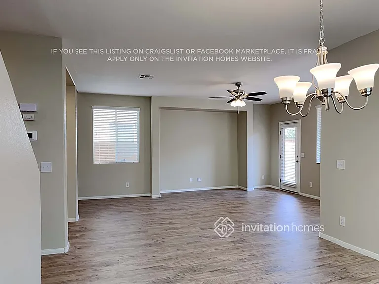 9045 Sheffield Garden Ave — Photo 4