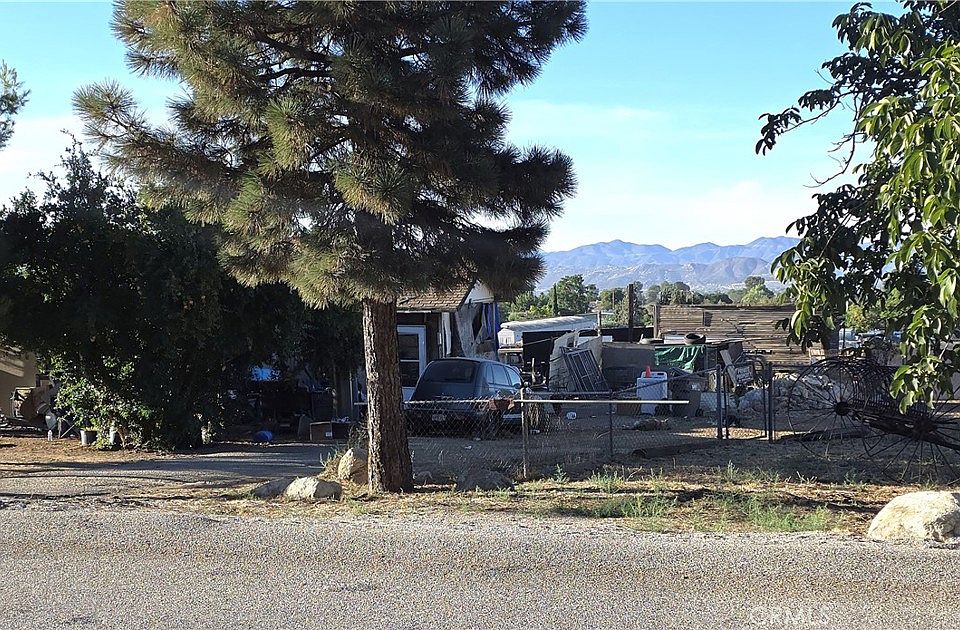 2nd image of 40587 Dutton St Lot 2