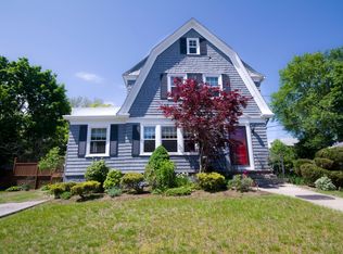 153 Bluff Ave, Cranston, RI 02905