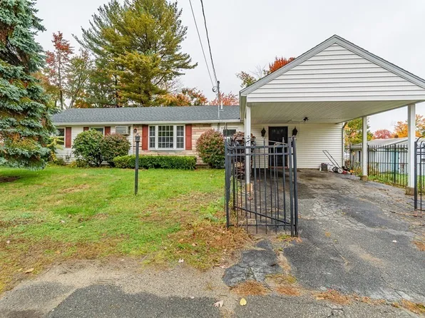 35 Bernadette St, Fitchburg, MA 01420