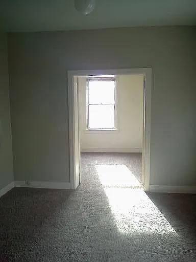 415 W Jefferson St #8 — Photo 5