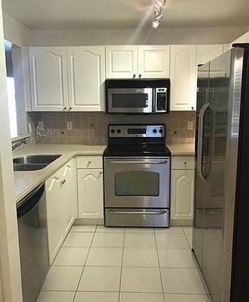 4th image of 2500 Aspen Creek Ln APT 101