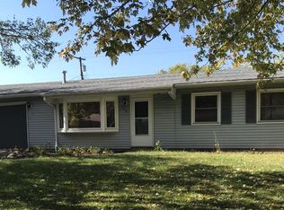 656 Newport Rd, Valparaiso, IN 46385