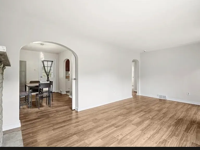 3343 Maple Dr — Photo 7