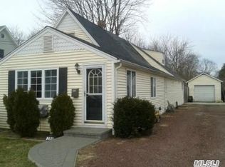 2709 Central Ave, Baldwin, NY 11510