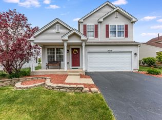 20438 Spruce Ln, Crest Hill, IL 60403