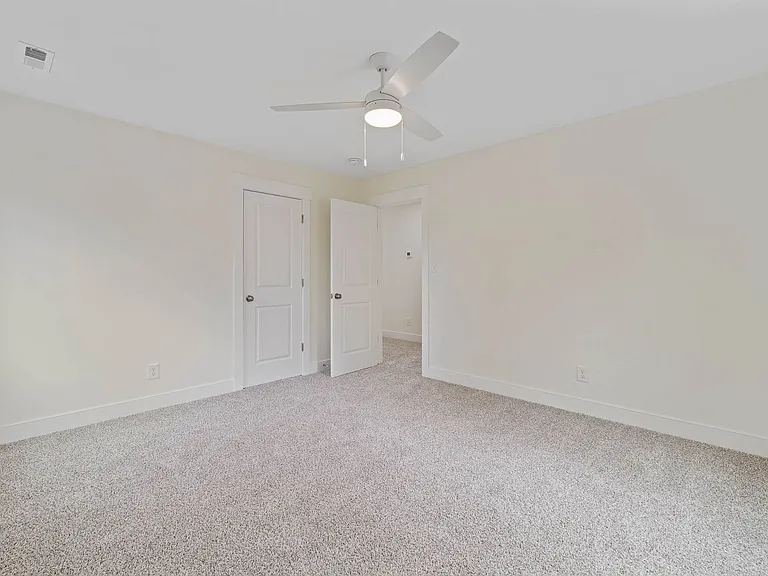 20015 James River Dr — Photo 20