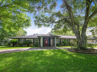 10 Ellis Rd, League City, TX 77573