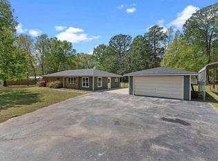 145 Madison Dr, Longview, TX 75603