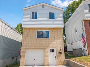 526 Magazine St, Carnegie, PA 15106