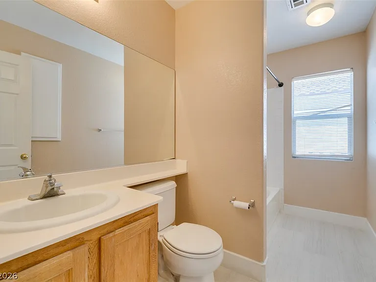 1401 Sycamore Spring Ct — Photo 11