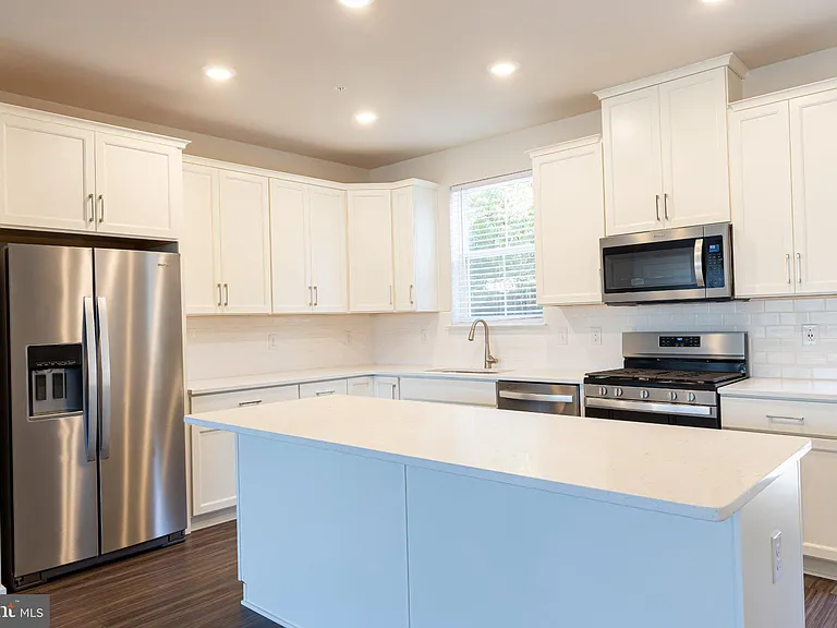 113 Four Leaf Dr — Photo 11