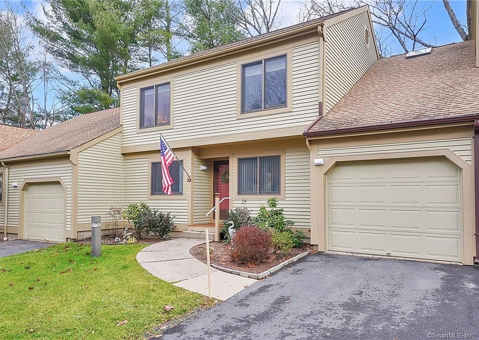 1st image of 21 Ashford Drive #21