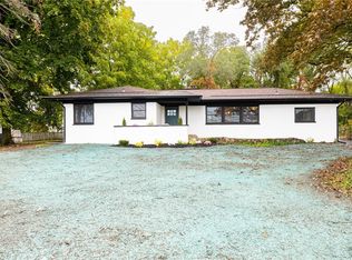 134 Goodburlet Rd, Henrietta, NY 14467