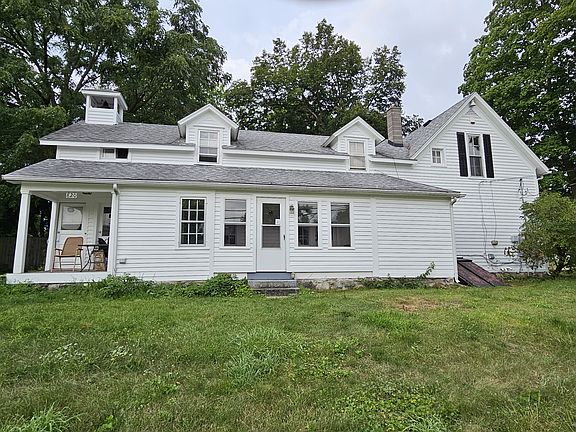 4th image of 2420 Plainfield Ave NE