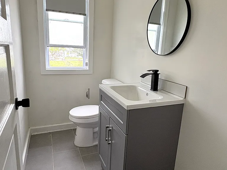 1769 E 31st St #2 — Photo 9