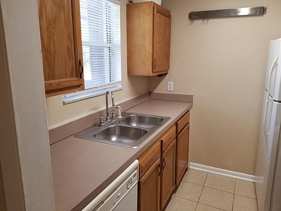 4th image of 4836 Atlantic Blvd Unit 215