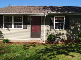 909 Taylor Pl, O'Fallon, MO