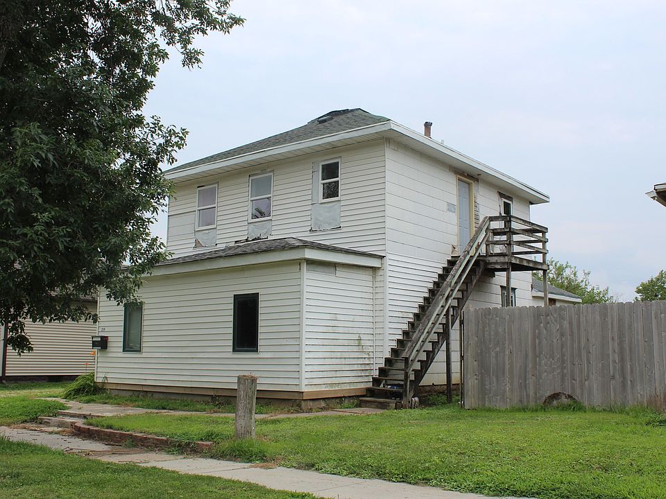 1st image of 219 N Harrison St