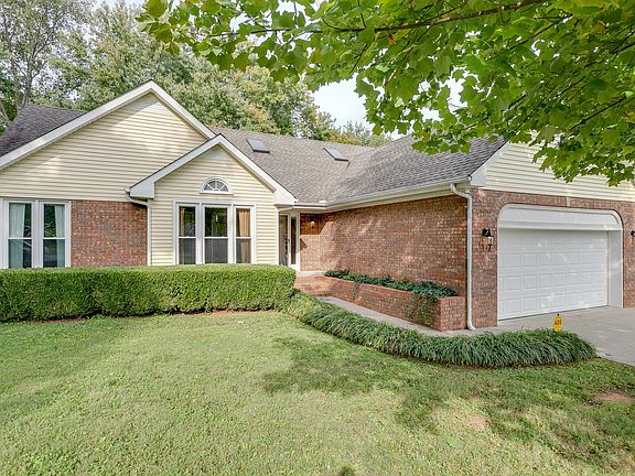 5th image of 1516 Magnolia Dr