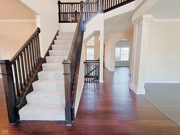 5th image of 2535 Murphy Cir N