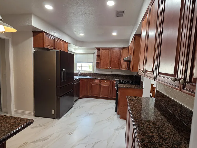 15063 Walbrook Dr — Photo 6