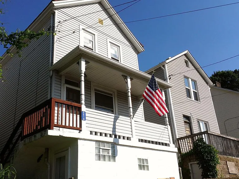 2618 Forest Ave — Photo 1
