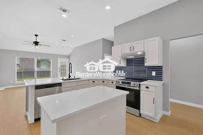 4412 Fox Meadows Ln — Photo 18