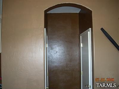 4th image of 6608 S Giuliani Ave