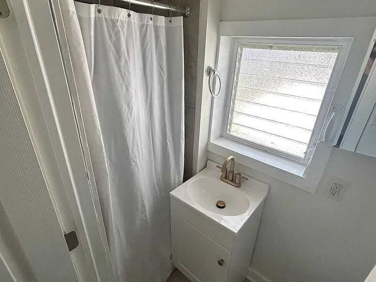 126 W Andrews Ave #2 — Photo 11