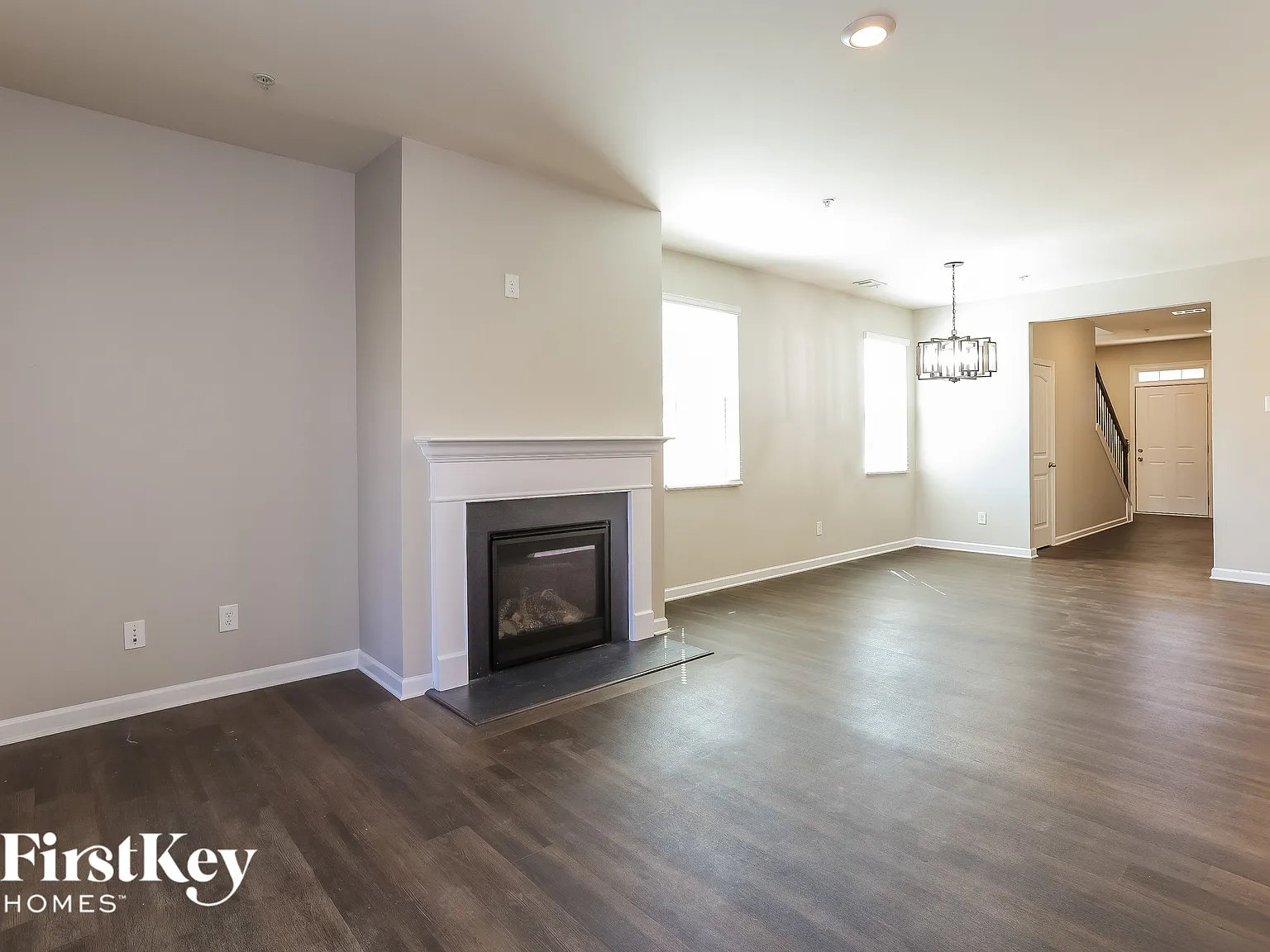5 bed, 3.0 bath, 2280 sqft, $2,880 — Photo 3