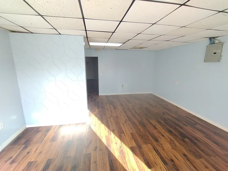 1 bed, 1.0 bath, 500 sqft, $976 — Photo 4