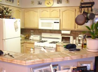 3382 Holly Grove St, Thousand Oaks, CA 91362