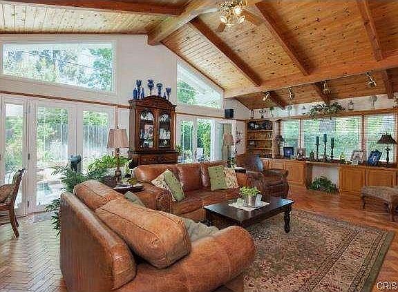 2nd image of 5840 Le Sage Ave