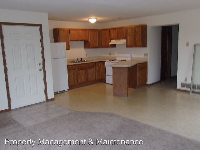 2nd image of 220 Chapman Rd APT 102H