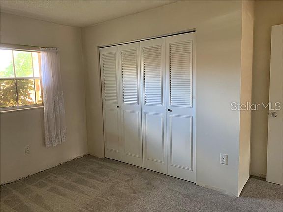 5th image of 838 Oxford Ct #838