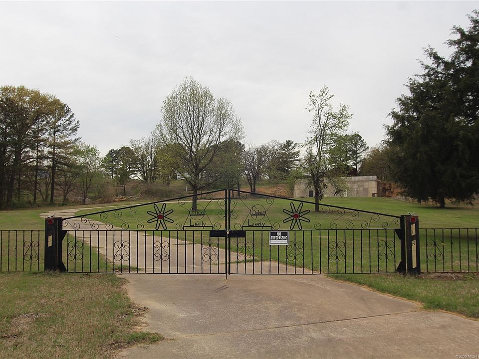 1st image of 906 S Overlook Dr
