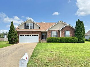 3930 Stella Dr, Clarksville, TN 37040