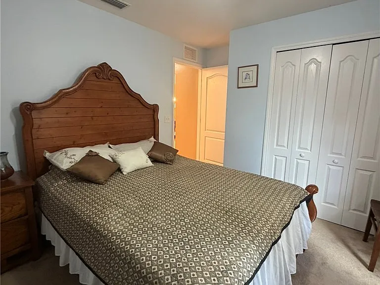 3732 NE 12th Pl — Photo 33