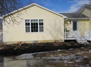 79 South Rd, Brentwood, NH 03833