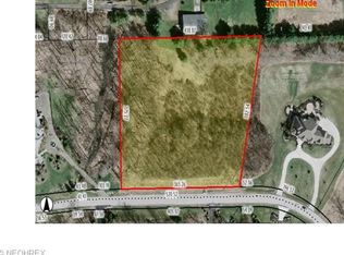 2161 Charles Ln, Akron, OH 44333