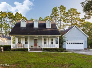 409 Tate Lake Dr, Southport, NC 28461