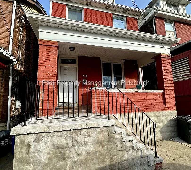 335 Lawn St