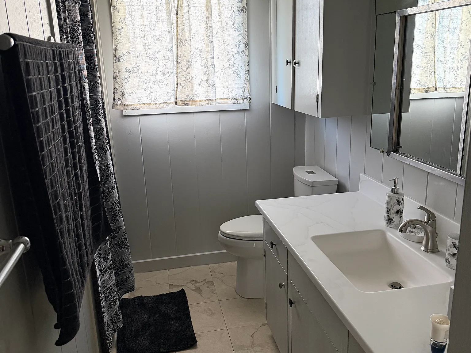 3 bed, 2.5 bath, 1800 sqft, $4,500 — Photo 3