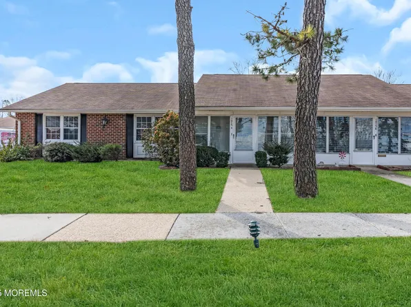 1015A Aberdeen Drive, Lakewood, NJ 08701