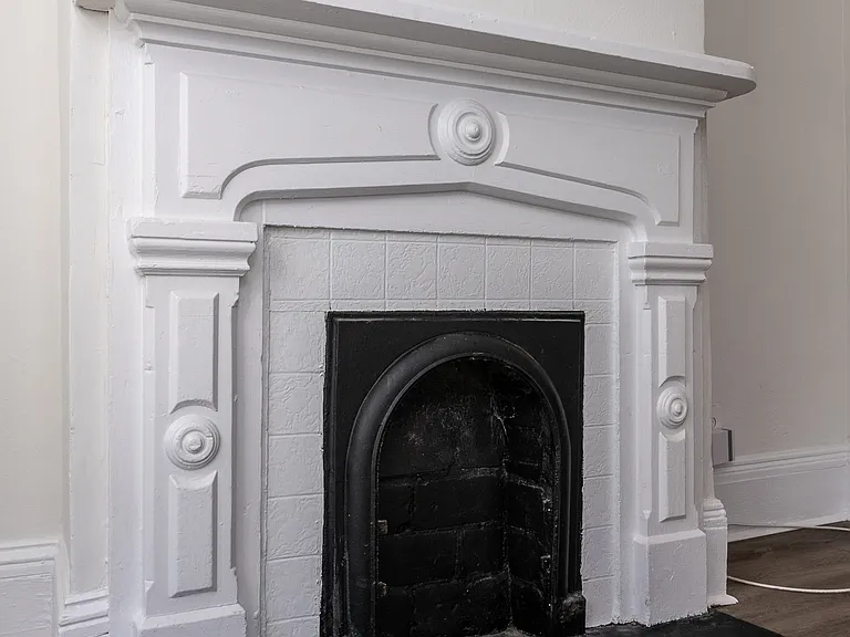 406 Paines Ave NW — Photo 7