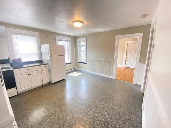 (undisclosed Address), Worcester, MA 01604