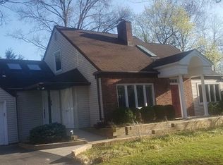 23 Benjamin Rd, Tenafly, NJ 07670