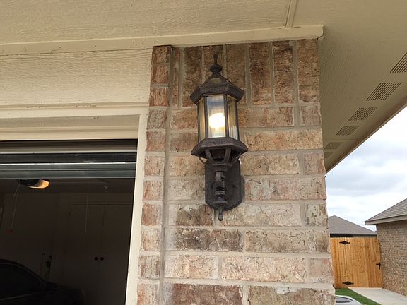 Carriage Lights Garage-Porch